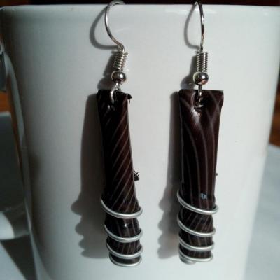 Boucles d'oreilles rayé marron foncé